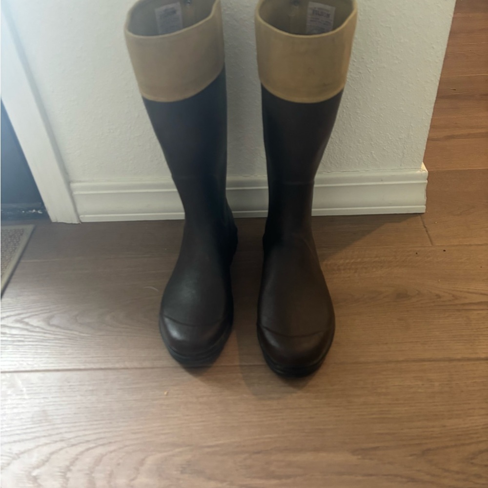 Filson Tan and Brown Plaid Lined Boots